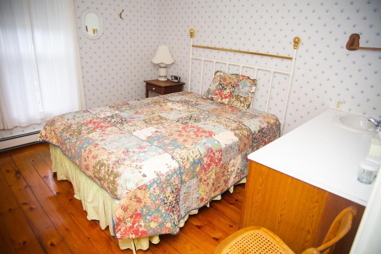 Sylvan Inn Bed & Breakfast Glen Arbor Luaran gambar