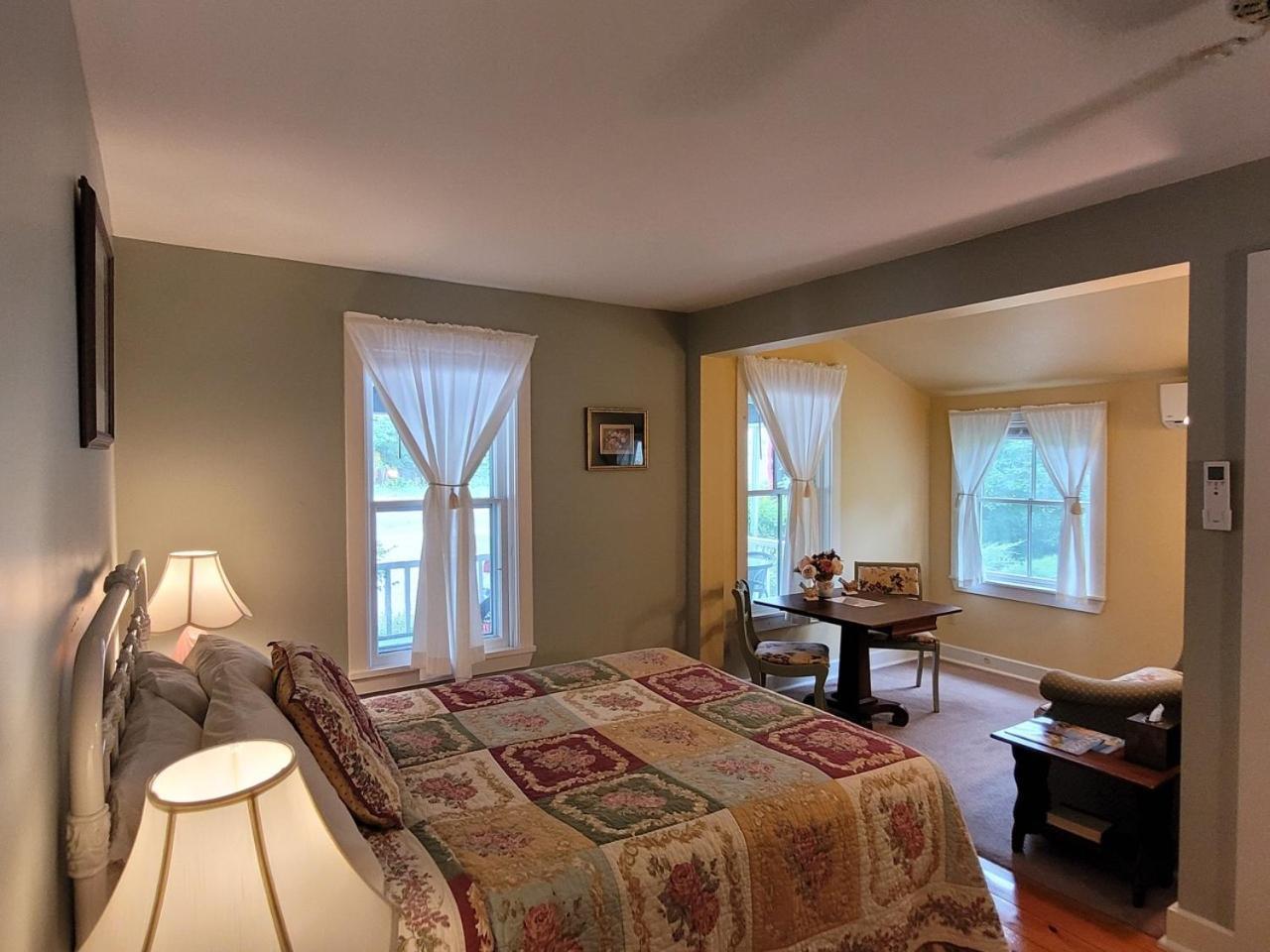 Sylvan Inn Bed & Breakfast Glen Arbor Luaran gambar