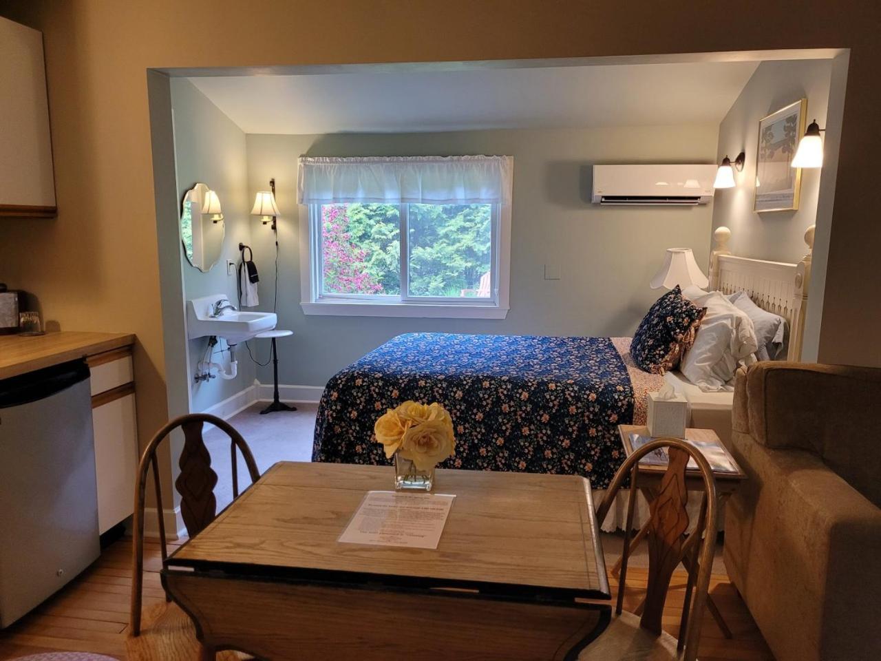 Sylvan Inn Bed & Breakfast Glen Arbor Luaran gambar